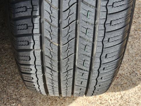 Used 2018 Kia Sorento L FWD image 11