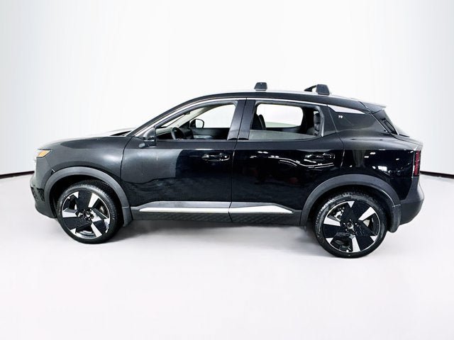 New 2026 Nissan Kicks SR w/ Cold Weather Package AWD/4WD image 8