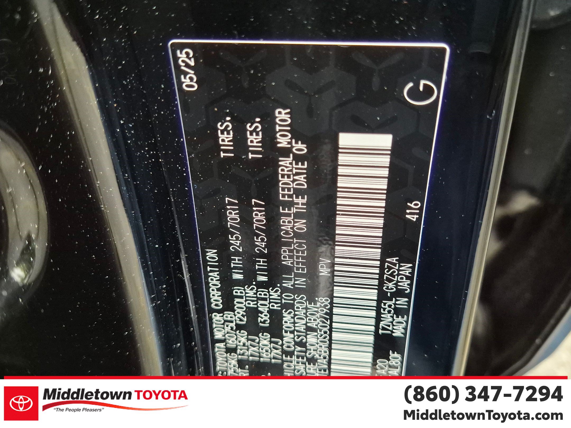 Certified 2025 Toyota 4Runner SR5 AWD/4WD image 35