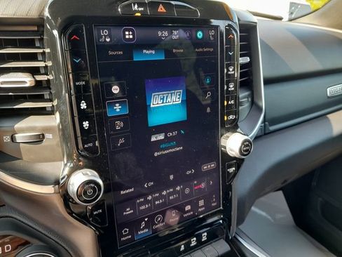 Used 2025 RAM 1500 Big Horn AWD/4WD image 21
