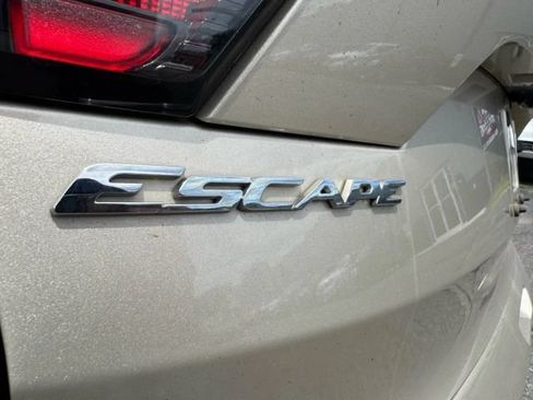Used 2018 Ford Escape SE AWD/4WD image 29