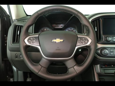 Used 2022 Chevrolet Colorado LT w/ LT Convenience Package image 22