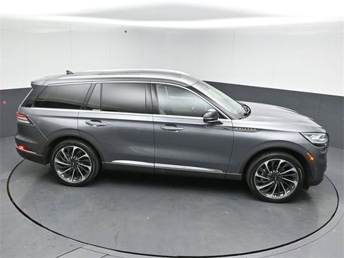 Certified 2023 Lincoln Aviator Reserve w/ Equipment Group 201A image 47