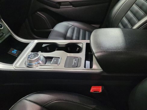 Used 2024 Ford Edge SEL image 26