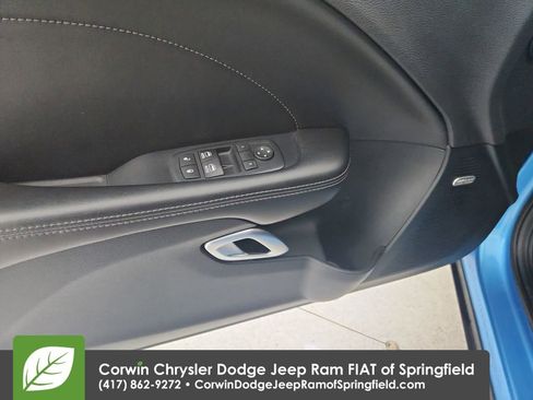 Used 2016 Dodge Challenger R/T Scat Pack w/ Leather Interior Group RWD image 20