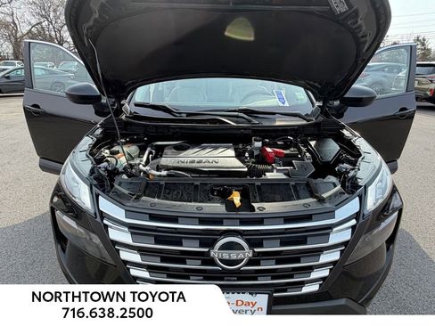 Used 2024 Nissan Rogue SV AWD/4WD image 21