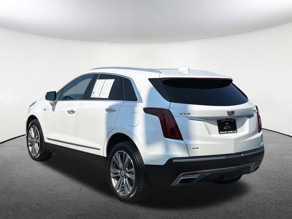 Certified 2025 Cadillac XT5 Premium Luxury w/ Technology Package AWD/4WD image 19