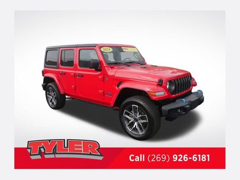Used 2024 Jeep Wrangler Unlimited AWD/4WD image 1