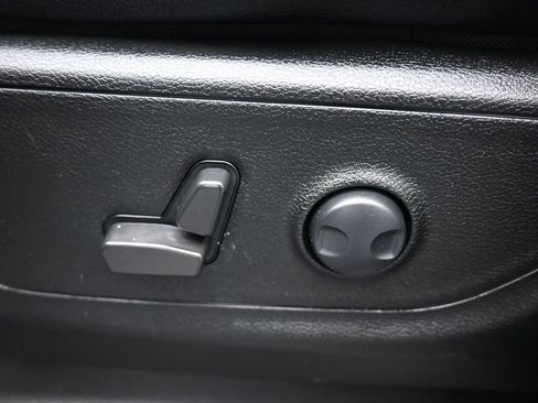 Used 2022 RAM 1500 Big Horn image 12