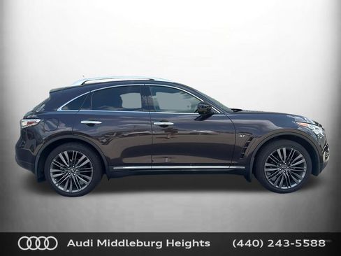 Used 2017 INFINITI QX70 AWD w/ Limited Package image 9