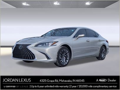 Certified 2025 Lexus ES 300h w/ Luxury Package