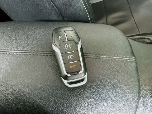 Used 2016 Ford Mustang GT Premium image 38