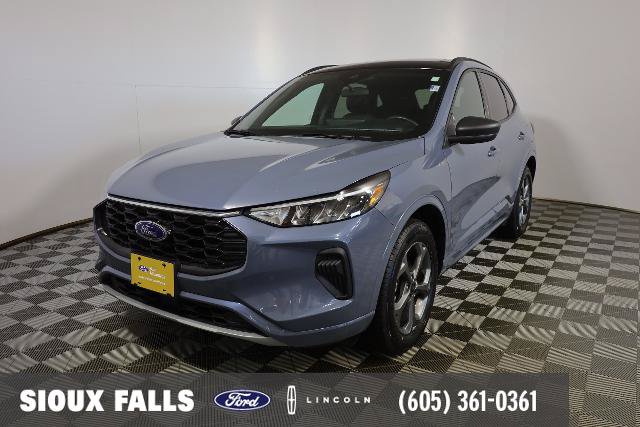Certified 2024 Ford Escape ST-Line w/ Tech Pack #1 AWD/4WD image 1