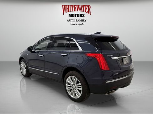 Used 2019 Cadillac XT5 Premium Luxury w/ Driver Assist Package AWD/4WD image 2