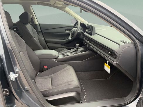 Certified 2026 Honda Accord SE image 18