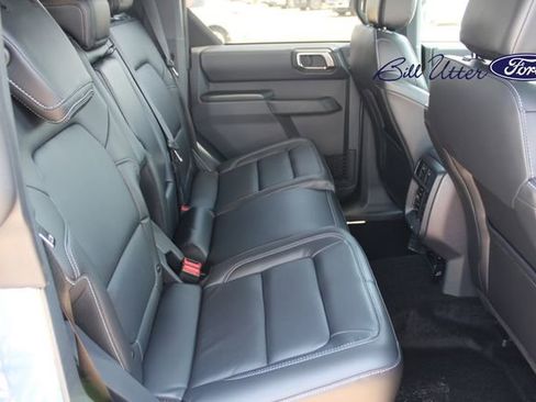 New 2025 Ford Bronco Outer Banks image 9