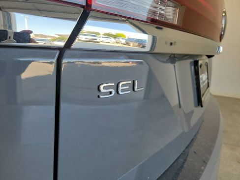 Used 2026 Volkswagen Atlas SEL Premium R-Line AWD/4WD image 8