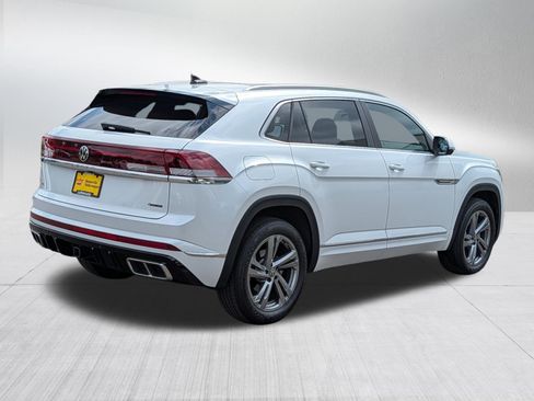 Certified 2024 Volkswagen Atlas Cross Sport SEL R-Line AWD/4WD image 7