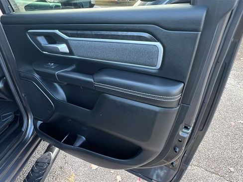 Used 2019 RAM 1500 Big Horn image 18