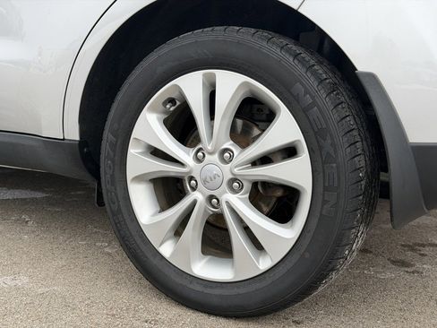 Used 2016 Kia Soul + image 28