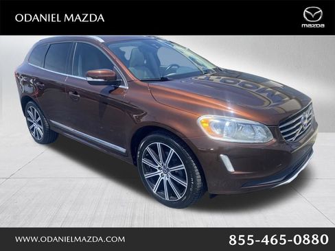 Used 2016 Volvo XC60 T5 Premier w/ Proximity Package FWD image 1