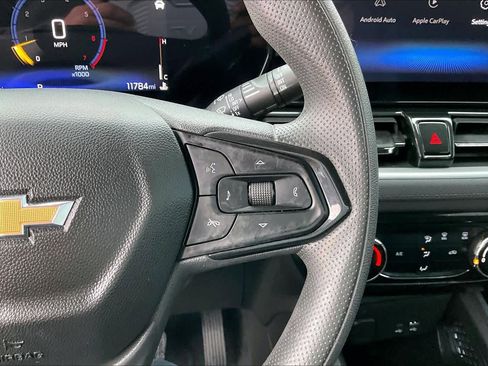 Used 2024 Chevrolet TrailBlazer LT w/ Driver Confidence Package image 23