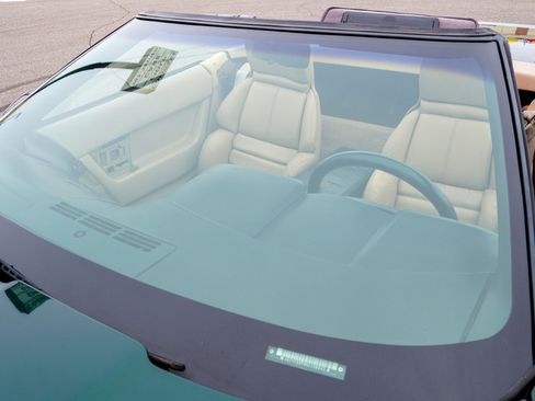 Used 1992 Chevrolet Corvette 2dr Convertible image 30