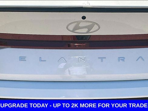 New 2026 Hyundai Elantra SEL Sport Premium FWD image 10