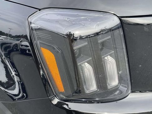 Used 2025 Kia Telluride SX Prestige X-Pro image 12