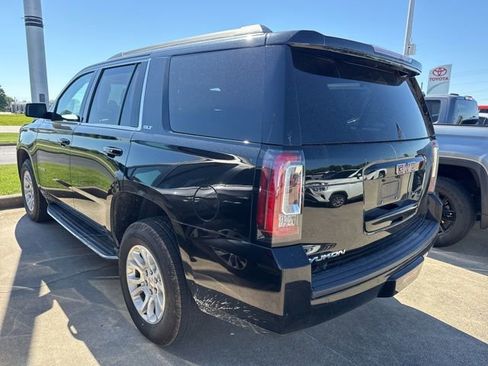 Used 2017 GMC Yukon SLT w/ Open Road Package AWD/4WD image 8