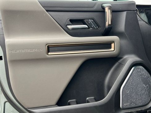 Certified 2024 GMC Hummer EV 3X image 16