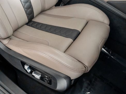 Used 2023 BMW X6 M Competition image 33