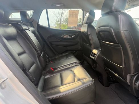 Used 2019 GMC Terrain SLT AWD/4WD image 26