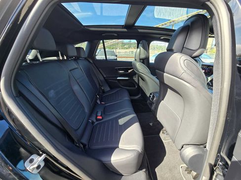 Used 2026 Mercedes-Benz GLC 300 4MATIC image 13