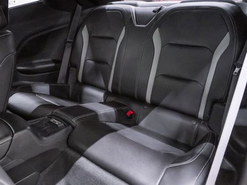 Used 2021 Chevrolet Camaro SS RWD image 10