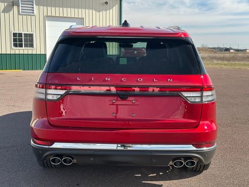 Used 2025 Lincoln Aviator Reserve w/ Equipment Group 201A image 40