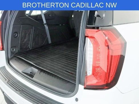 Used 2022 GMC Yukon SLT image 25