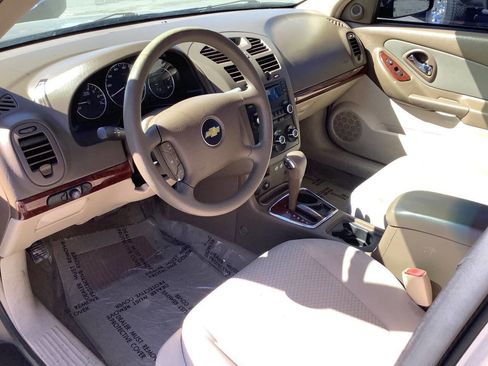Used 2007 Chevrolet Malibu LS image 25