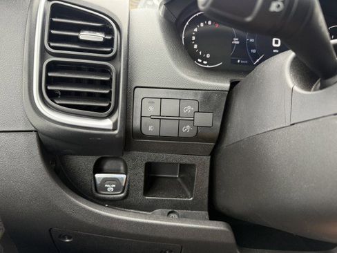 Used 2025 RAM ProMaster 3500 w/ Quick Order Package 22G SLT image 27