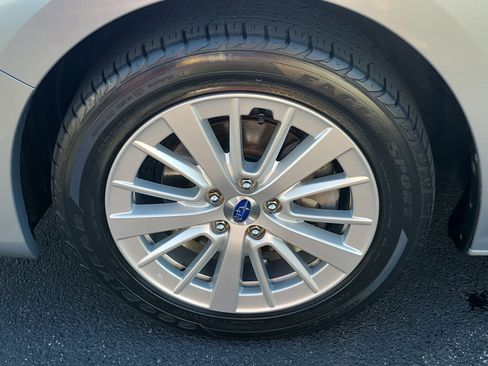 Used 2017 Subaru Impreza 2.0i Premium w/ BSD & Rcta/SRF/Eyesight image 10