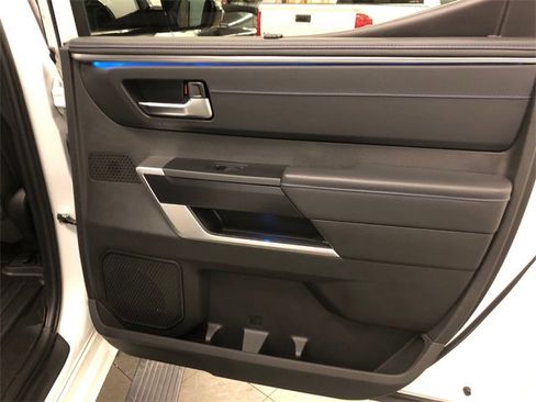 Used 2024 Toyota Tundra Platinum image 31