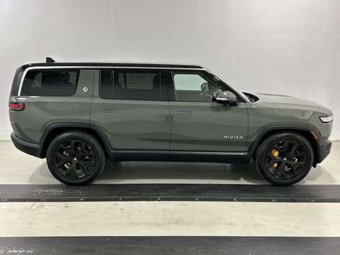 Used 2022 Rivian R1S Launch Edition Quad AWD/4WD image 6