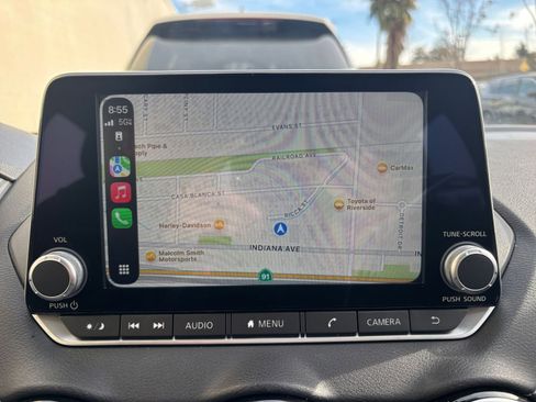 Used 2025 Nissan Sentra SV image 20