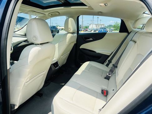 Used 2021 Chevrolet Malibu Premier image 35
