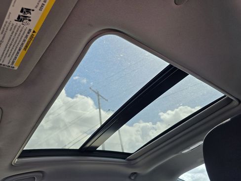 Used 2023 Chevrolet Malibu LT image 11