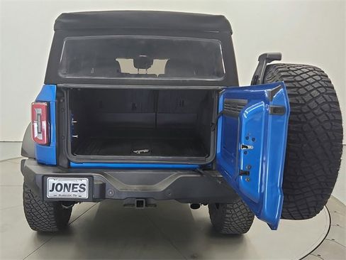 Used 2023 Ford Bronco Wildtrak image 30