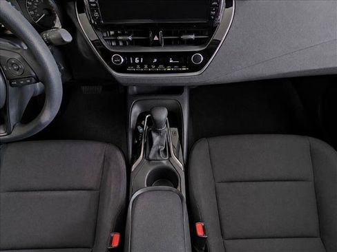 Used 2023 Toyota Corolla LE FWD image 22