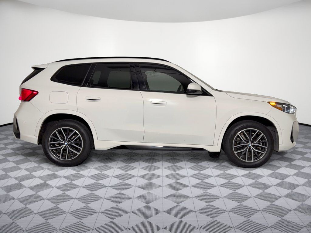 Certified 2023 BMW X1 xDrive28i w/ Premium Package AWD/4WD image 7