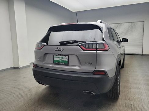 Used 2019 Jeep Cherokee Latitude Plus image 7