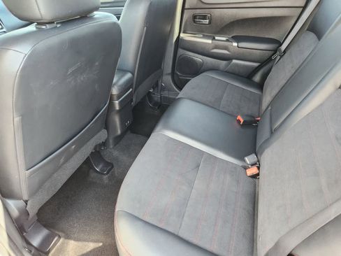 Used 2022 Mitsubishi Outlander Sport SE FWD image 27